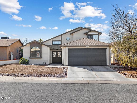 2nd image of 3633 W Butterfly Ln