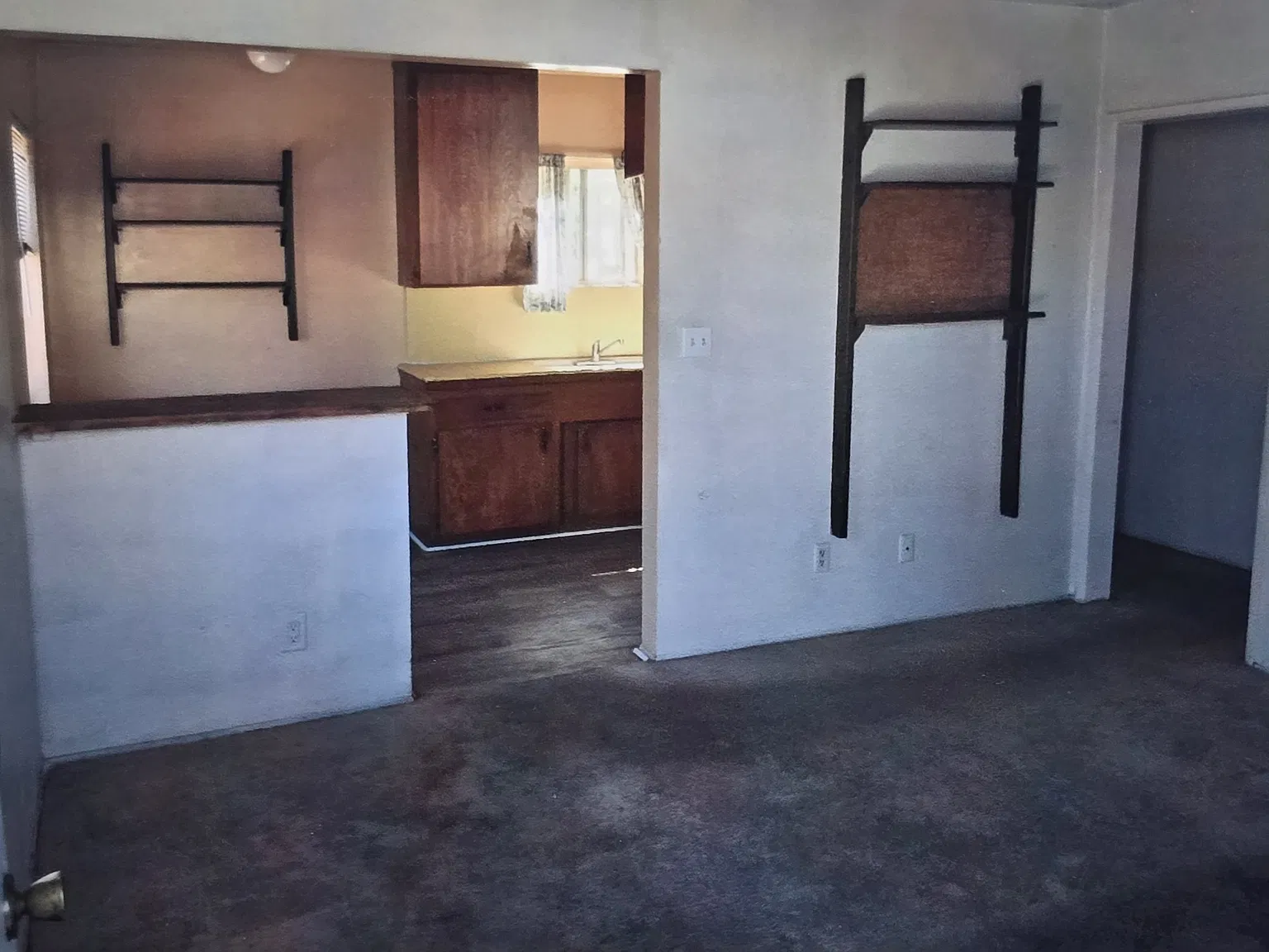 W 19th St, San Pedro — Photo 3