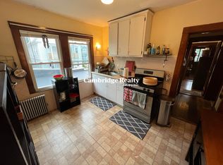 16-18 Silvey Pl #2T, Somerville, MA 02143