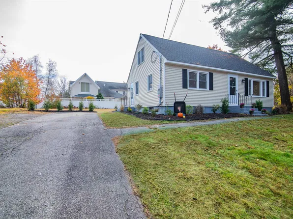 4 Robin Lane, Nashua, NH 03064