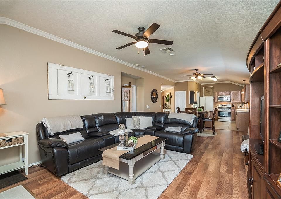 1st image of 5922 Spring Sunrise Dr
