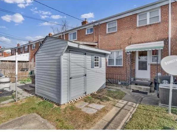7723 Charlesmont Rd, Baltimore, MD 21222