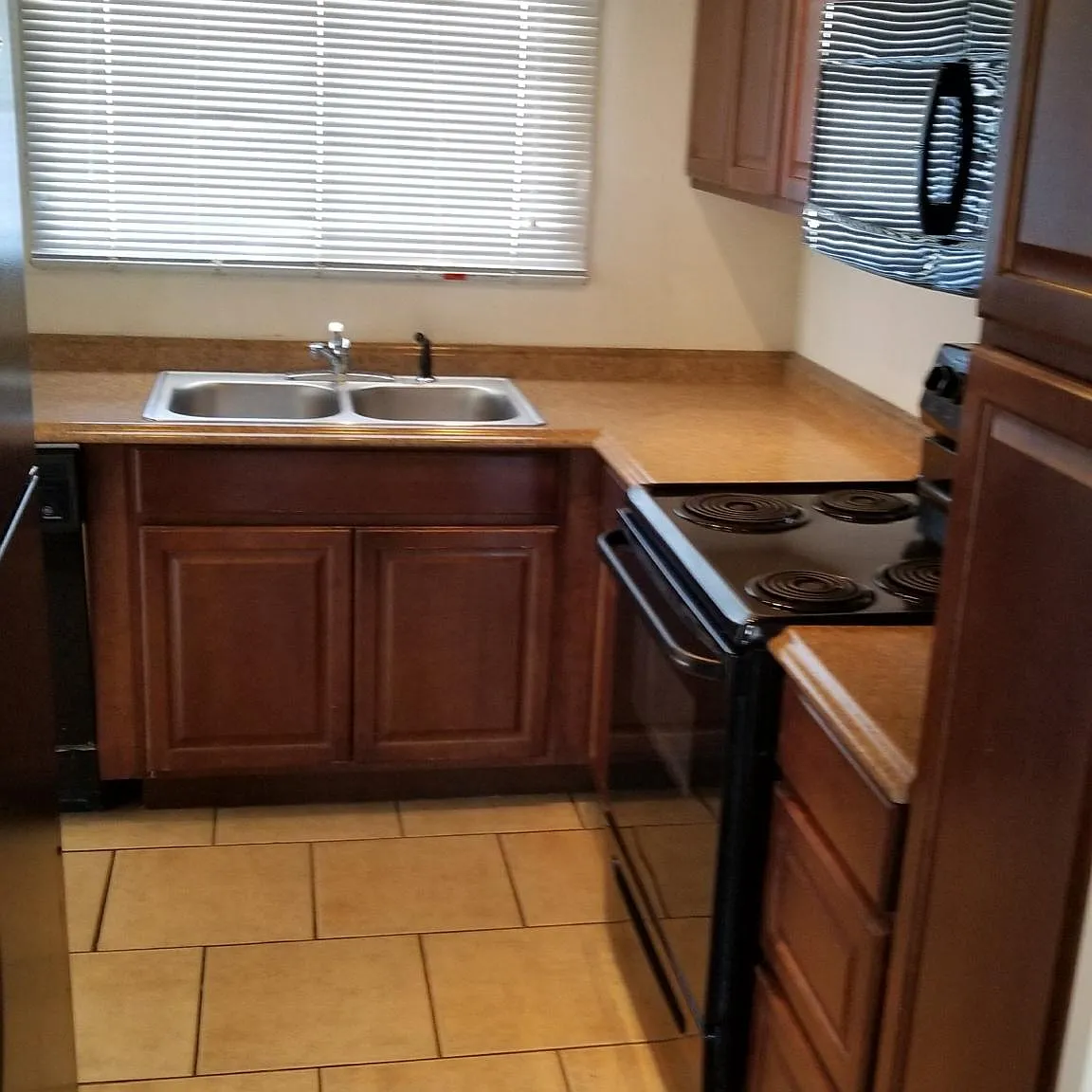 2 bed, 868 sqft, $1,395 — Photo 3