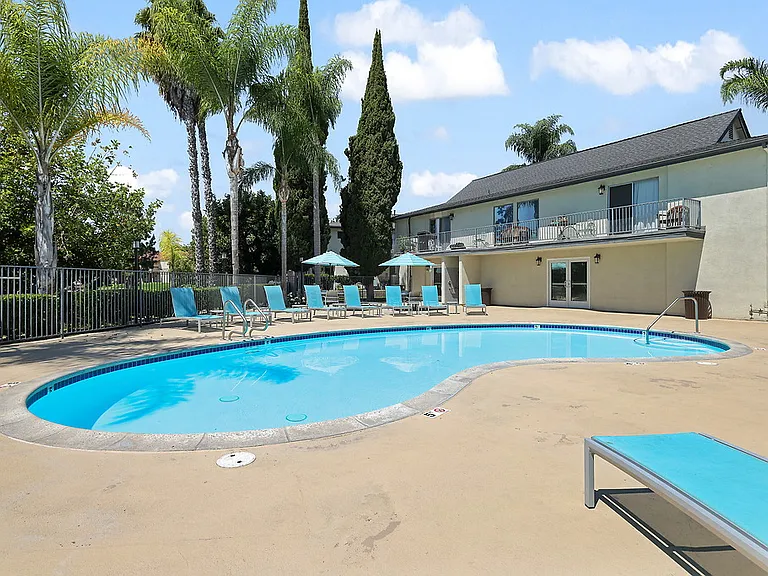 Capri at Sunny Hills — Photo 1