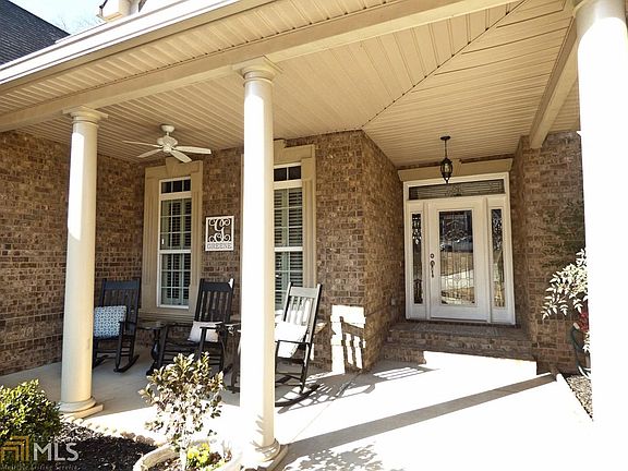 3rd image of 154 Augusta Dr