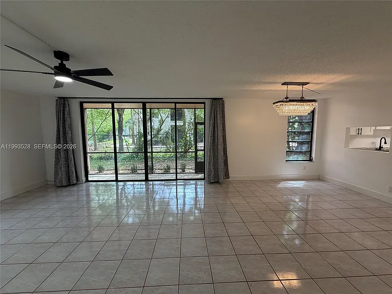 400 Commodore Dr #101 — Photo 20