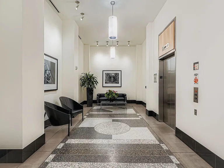 1610 Little Raven St #9 — Photo 21
