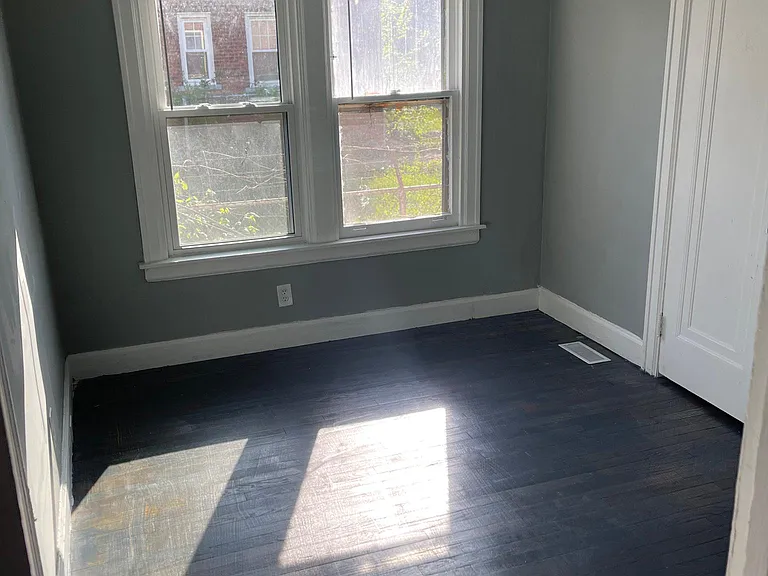 4350 W Buena Vista St #1 — Photo 7