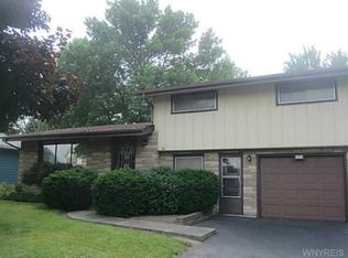 5930 Miller Rd, Niagara Falls, NY 14304