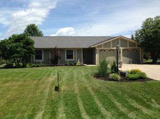 1314 Golf View Ct, Lawrenceburg, IN 47025
