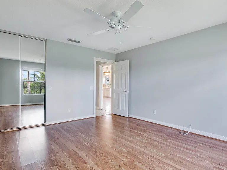 10870 SW Dardanelle Dr — Photo 15