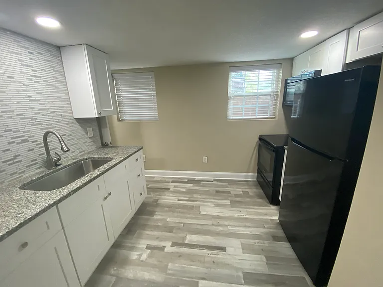 578 Harrop Ln #1 — Photo 7