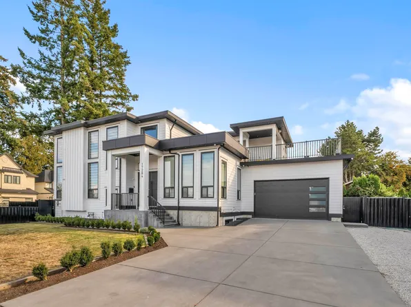 17284 61a Ave, Surrey, BC V3S 4V7