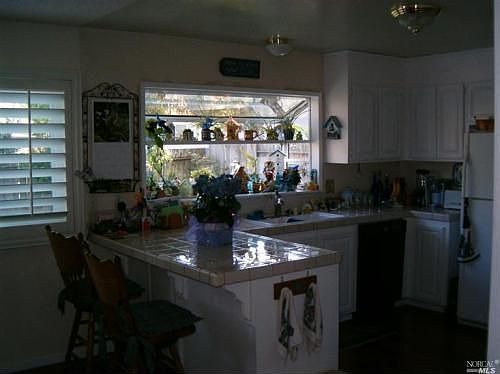 4th image of 727 Jacob Ct