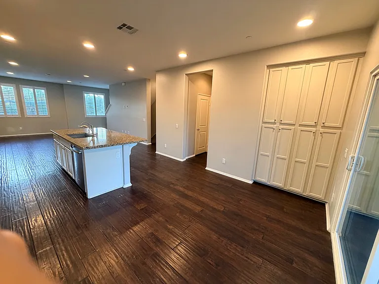 40879 Belleray Ave — Photo 64