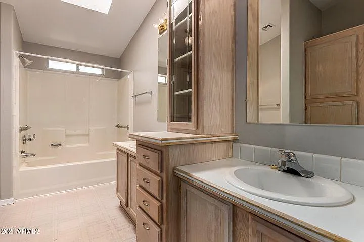 2923 E Tonto Ln — Photo 10