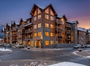 707 NE Spring Creek Dr #200, Canmore, AB T1W0K7