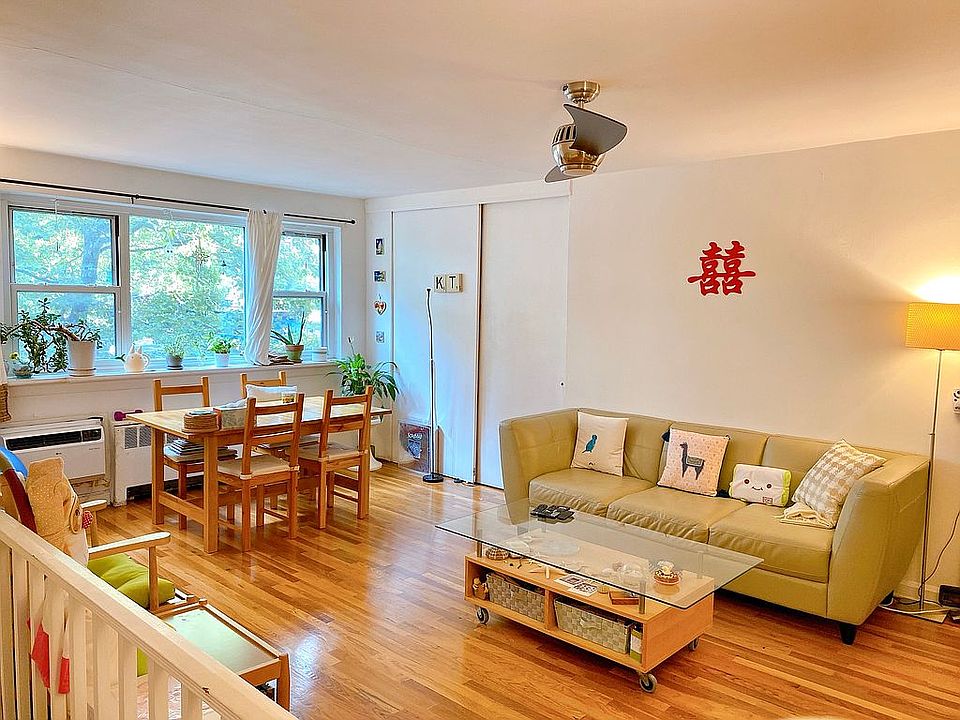 Living Room 1