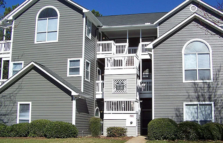 The Gregory North and South Apartment Homes — Photo 60