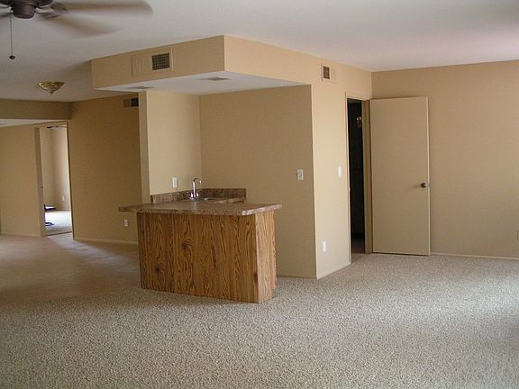 Family Rm & Great Rm