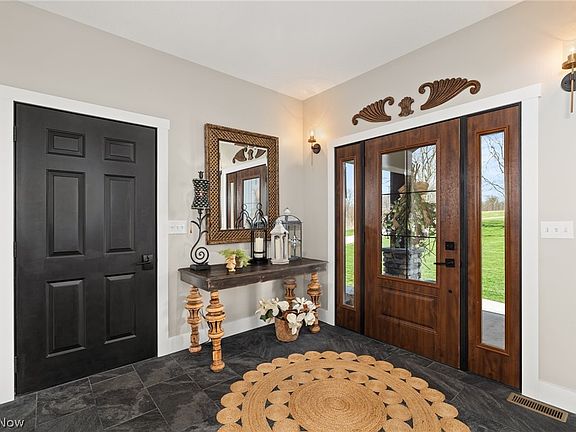 3rd image of 1258 Township Road 1453