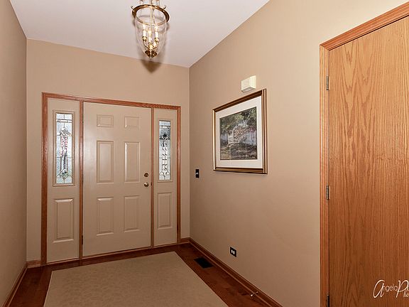 2nd image of 1245 Amber Ct