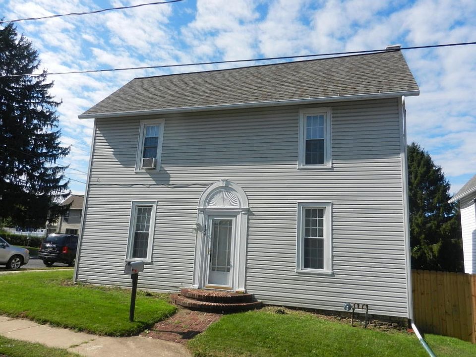 124 Pine Street