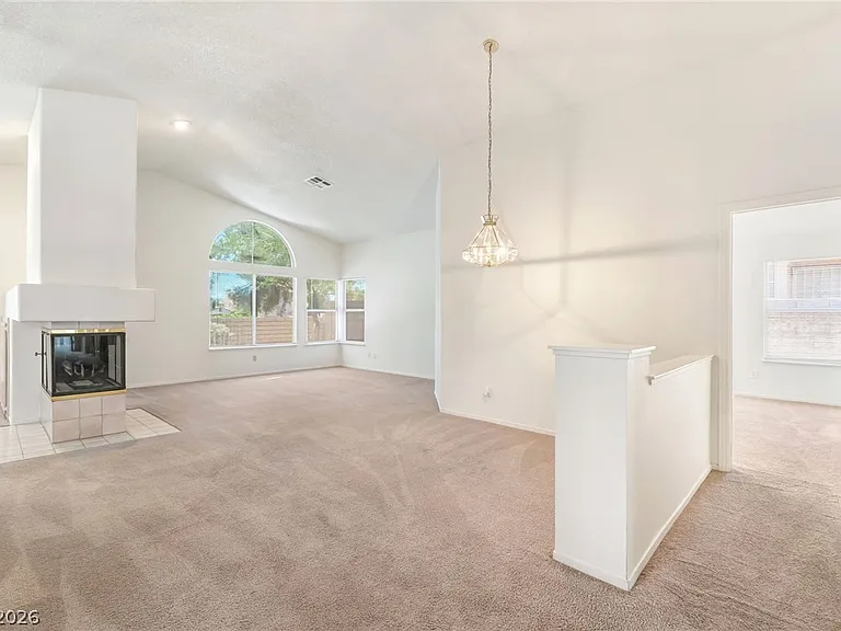 9725 Horizon Hills Dr — Photo 4