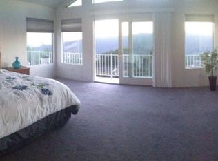 2812 Pinelawn Dr, La Crescenta, CA 91214