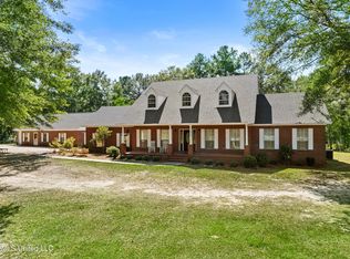 351 Graves Rd, Ellisville, MS 39437