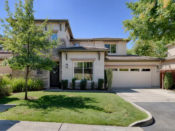 2128 Sterling Dr, Rocklin, CA 95765