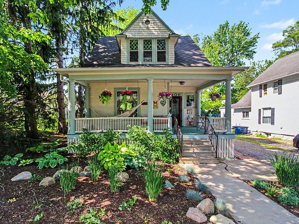 1st image of 406 Hiscock St