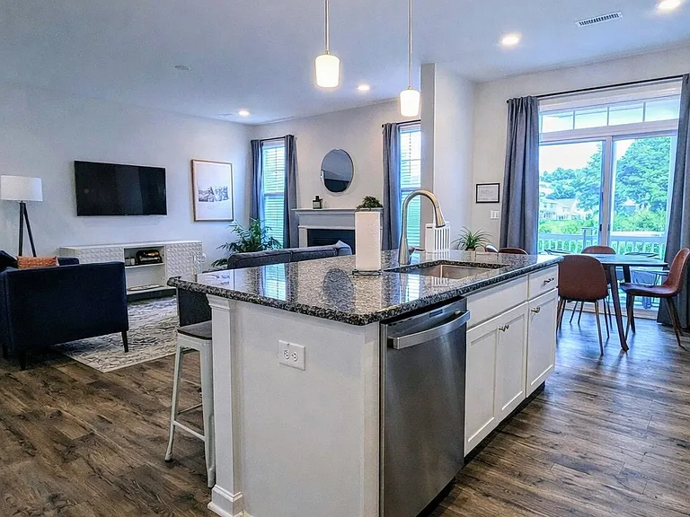 2100 Curry Meadow Way — Photo 13