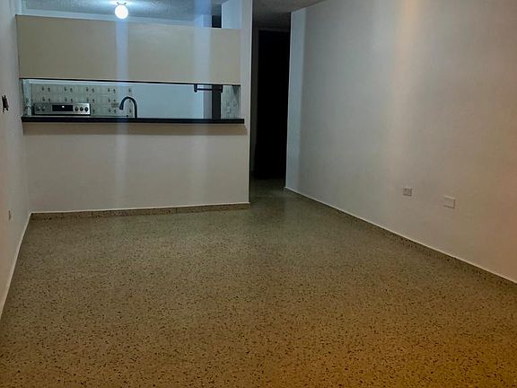 3rd image of 0 Urb Metropolis Calle #42-2R7