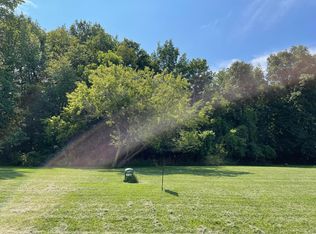 915 & 927 Western Ave, Watervliet, MI 49098