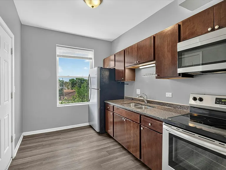 1854 S Central Park Ave #1852-3E — Photo 22