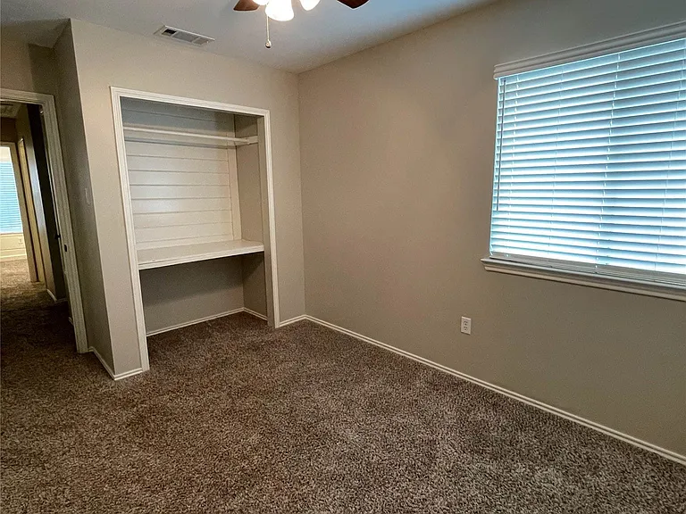 2917 Roxboro Rd — Photo 15