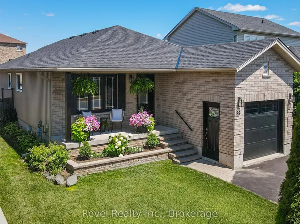 39 Springdale Dr, Kawartha Lakes, ON K9V 0J4