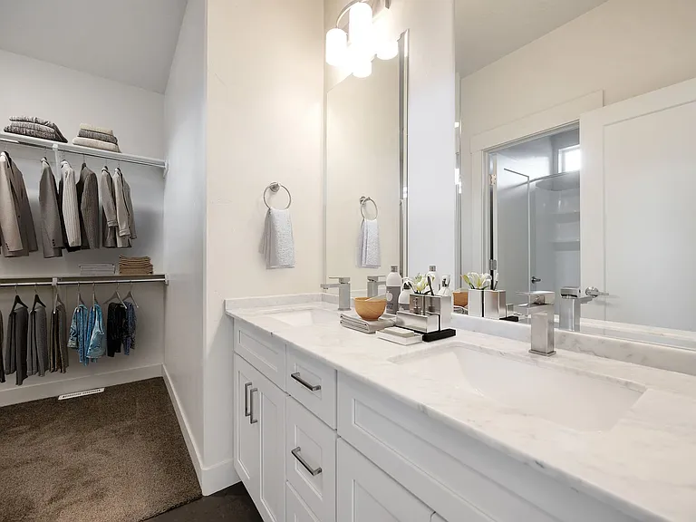 Monarch Townhomes — Photo 6