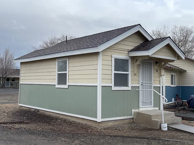 1700 Wendy Ln #18 — Photo 2