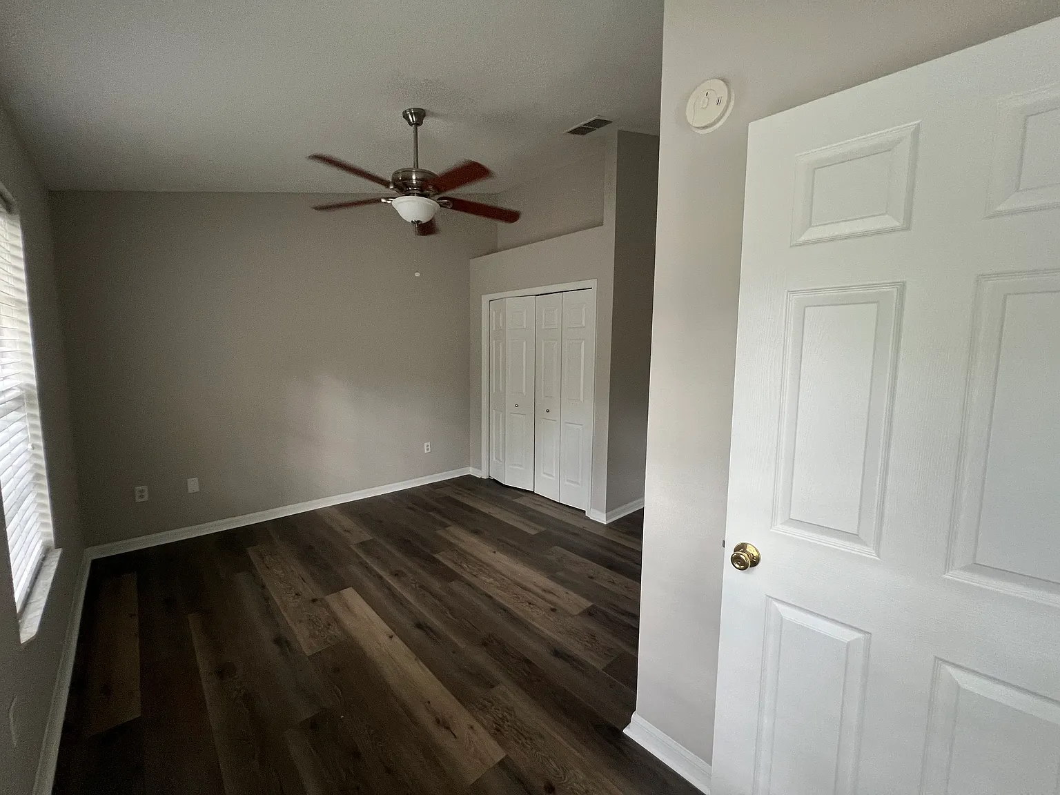 2 bed, 1.5 bath, 1400 sqft, $1,850 — Photo 4