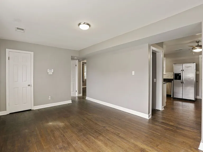 4411 Reamy Dr — Photo 18