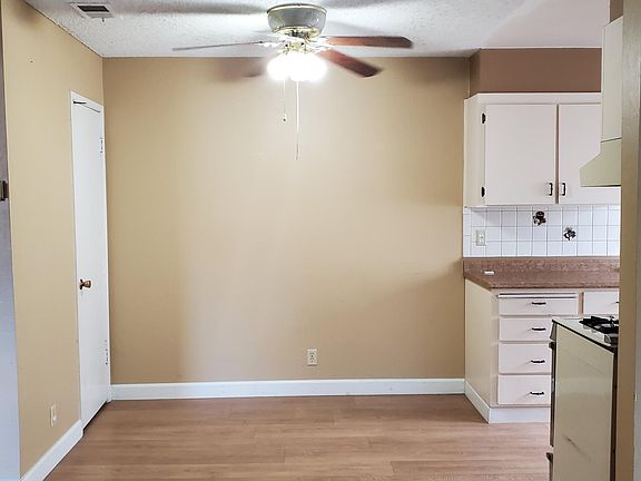 4th image of 338 San Petra Ct APT 4