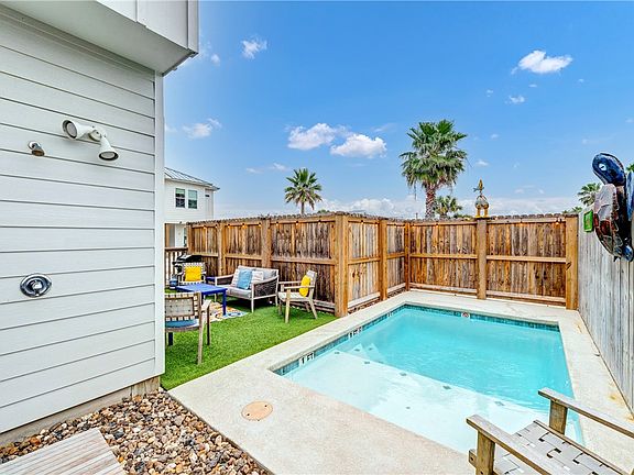 4th image of 901 S 9th St #13