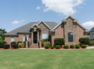 852 E Heathland Dr, Inman, SC 29349