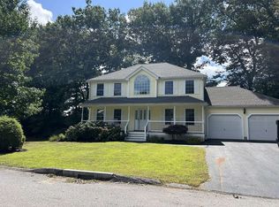 3 Patricia Dr, Leominster, MA 01453