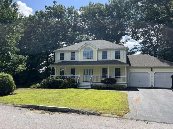 3 Patricia Dr, Leominster, MA 01453