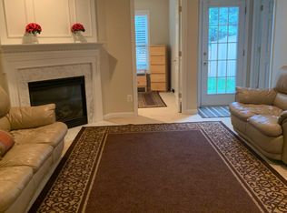 8263 Singleleaf Ln, Lorton, VA 22079