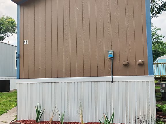 4th image of 100 Arkansas St Lot 41