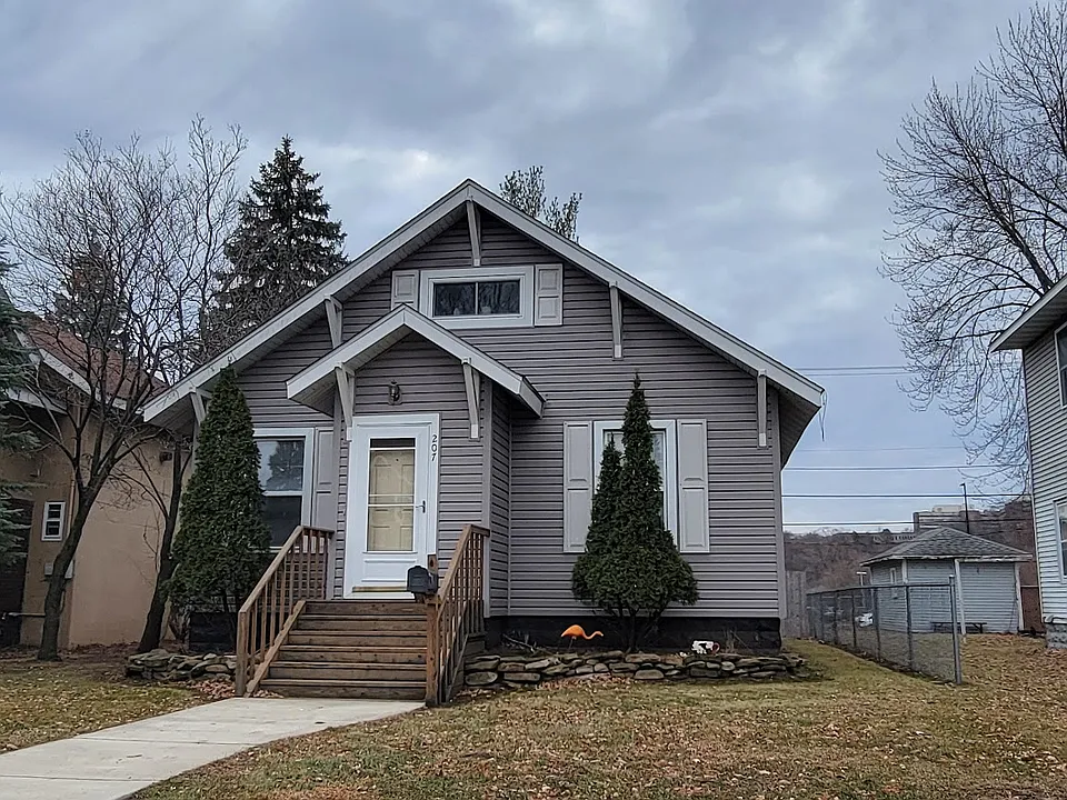 207 Chippewa St